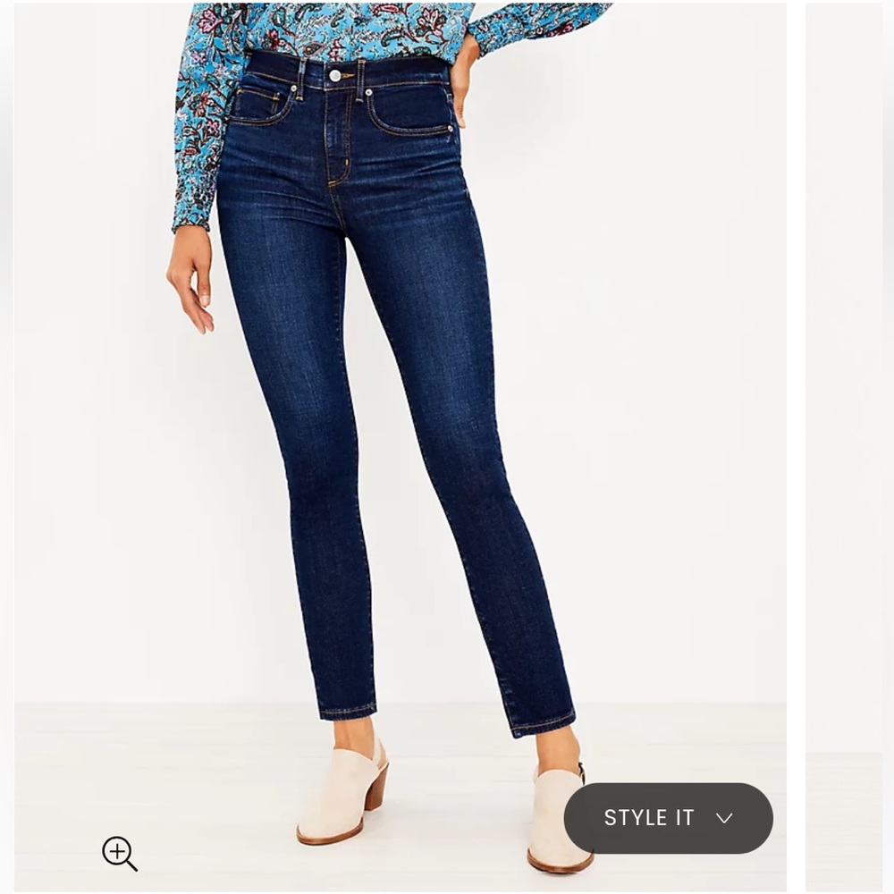 Loft Skinny Jeans in Dark Wash